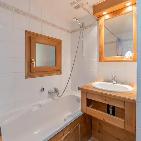 Apt Les Capucins Quiet Chamonix Base W/ Private Garden - Happy Rentals Apartament Chamonix
