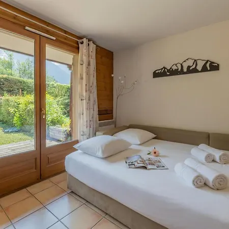 Apt Les Capucins Quiet Chamonix Base W/ Private Garden - Happy Rentals Apartament *