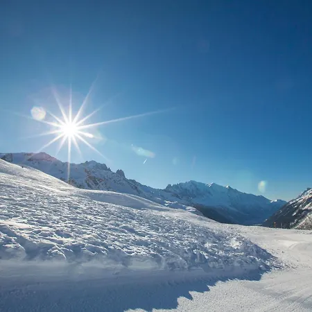 Les Capucins Quiet Base W/ Private Garden - Happy * Chamonix Mont Blanc