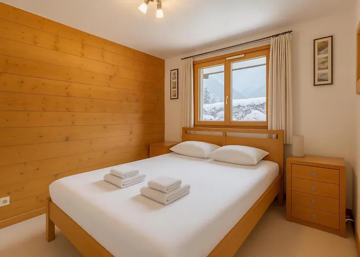 Appartement Les Capucins Jardin - Happy Chamonix