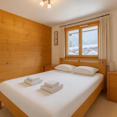 Apartment Les Capucins Jardin - Happy Chamonix