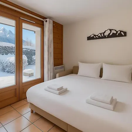 Apartment Les Capucins Jardin - Happy Chamonix
